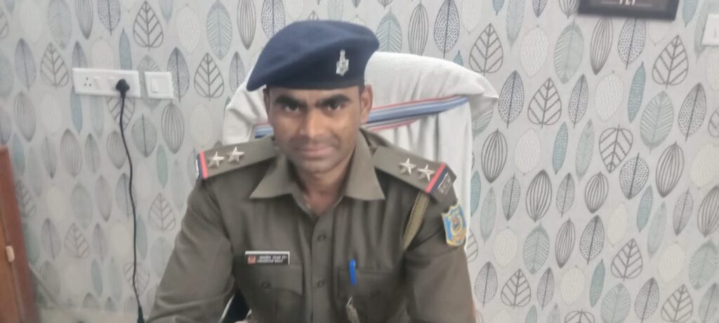16 वें थाना प्रभारी के रूप में जनारदन राउत ने लिया प्रभार।