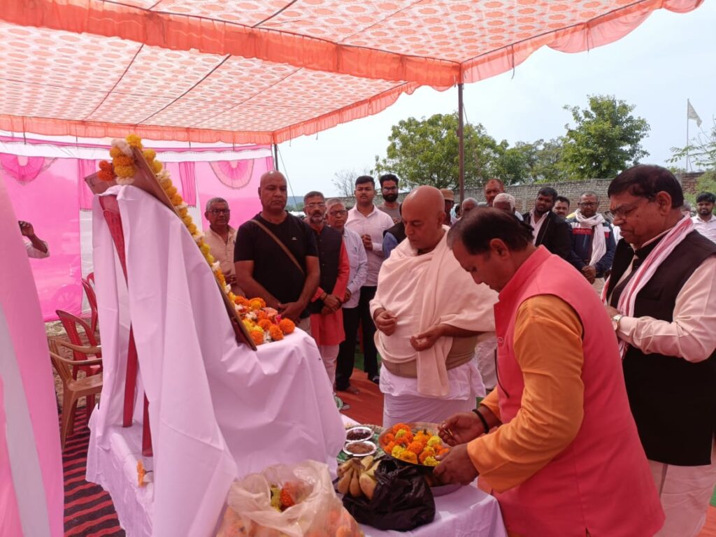 श्री सर्वेश्वरी समूह शाखा केतार के तत्वधान में 299 रोगियों को निःशुल्क नेत्र परीक्षण सह दवा वितरण किया गया।
