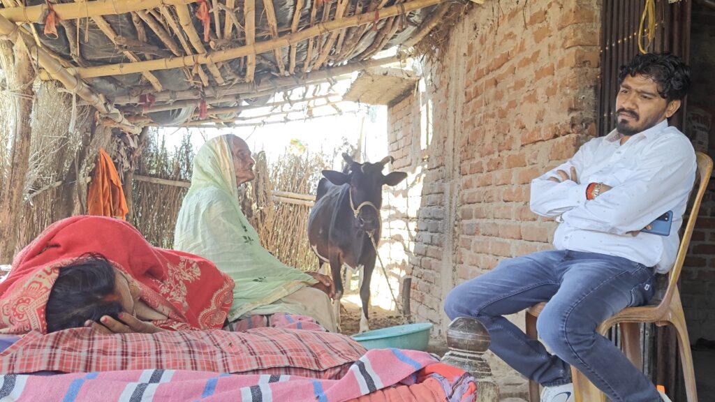 जटिल बीमारी से पीड़ित महिला इलाज करा कर विकास कुमार माली ने बचाई जान