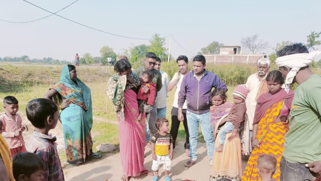 महिला मजदूर की इलाज के अभाव में मौत