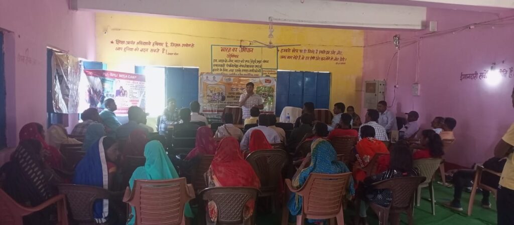 कांडी से खुटहेरिया पंचायत भवन पर डाक मेला का किया गया आयोजन