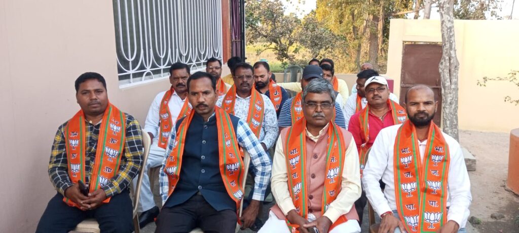 सांसद बीडी राम के विरुद्ध भाजपा का घमासान,19 मंडल अध्यक्षों ने खोला मोर्चा