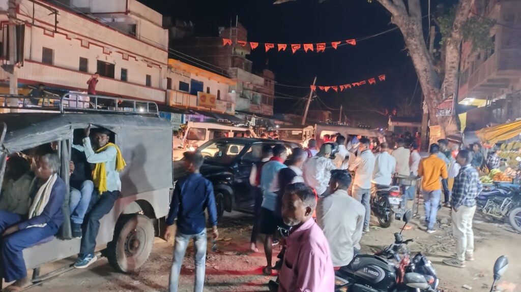 बराती बस के चपेट में आने से सामाजिक कार्यकर्ता की हुई मौत