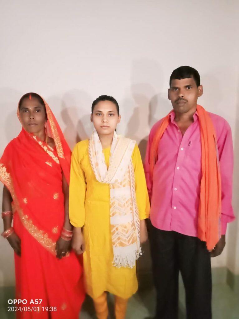 विज्ञान संकाय में अंजली कुमारी एवं कला संकाय में मिंटू कुमार बना प्रखंड टॉपर          ‌‌