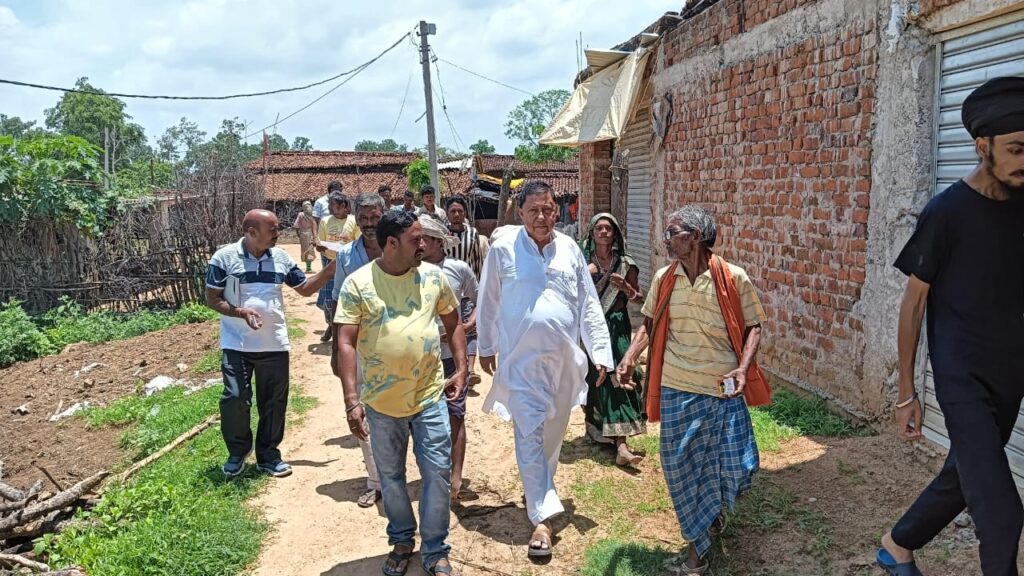 मेरा लक्ष्य गढ़वा को उत्कृष्ट जिला बनाना :-गिरिनाथ सिंह