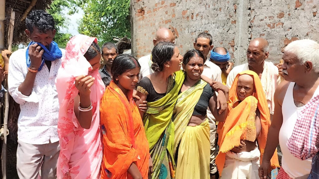 मुखलाल राम का 33 वर्षीय पुत्र प्रेमनारायण राम की मौत हो गई।