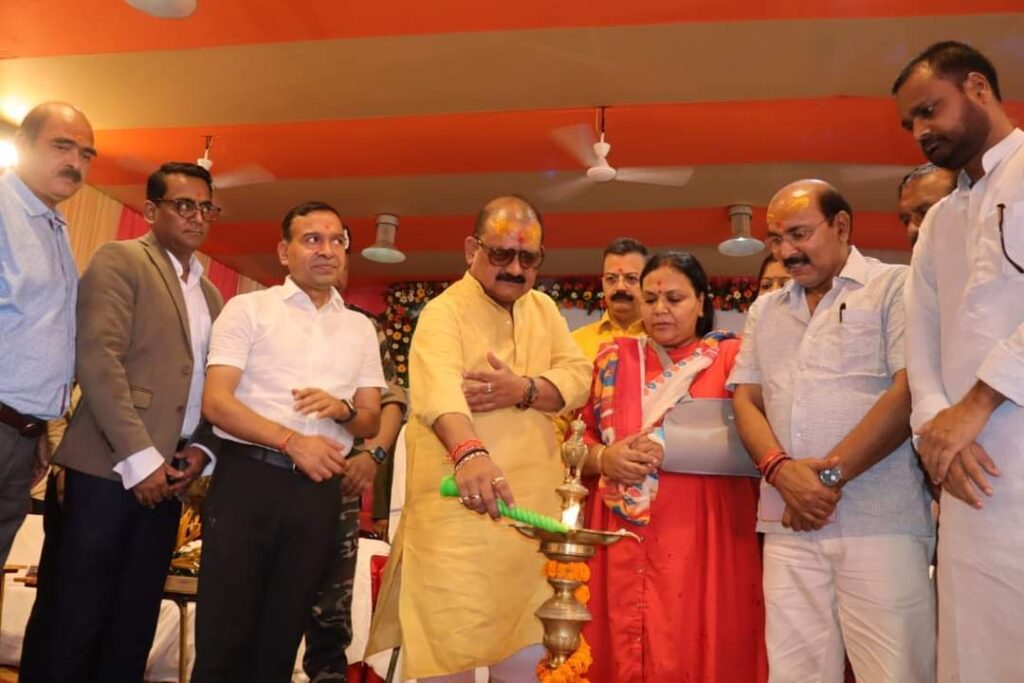 देवघर में श्रावणी मेला की शुरुआत, मंत्री मिथिलेश और दीपिका पांडेय ने किया उद्घाटन