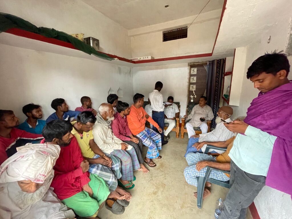 पूर्व मंत्री गिरिनाथ सिंह का परिवर्तन यात्रा रंका प्रखंड में लगातार जारी हैँ