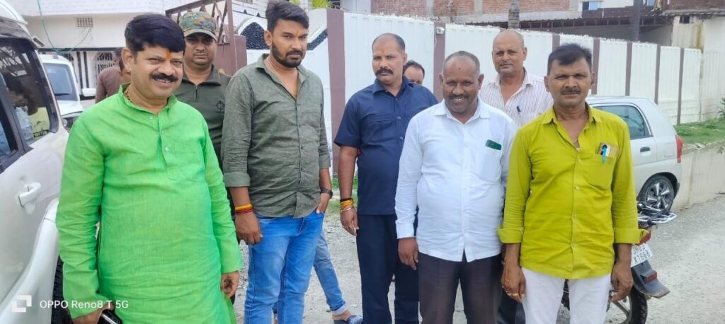 झारखंड को “लूट खंड” से बचाने के लिए आगामी चुनावों में भाजपा की सरकार बनावायें- विनोद सिंह**