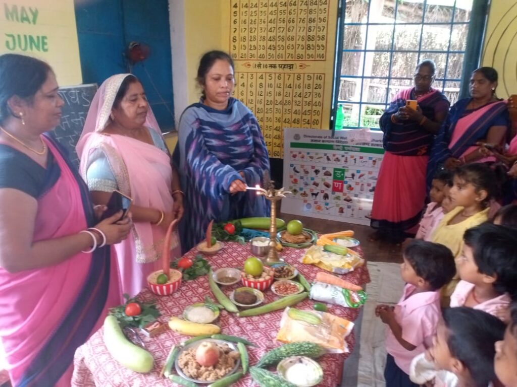 मुखिया ने पोषण माह समापन समारोह का किया शुभारंभ