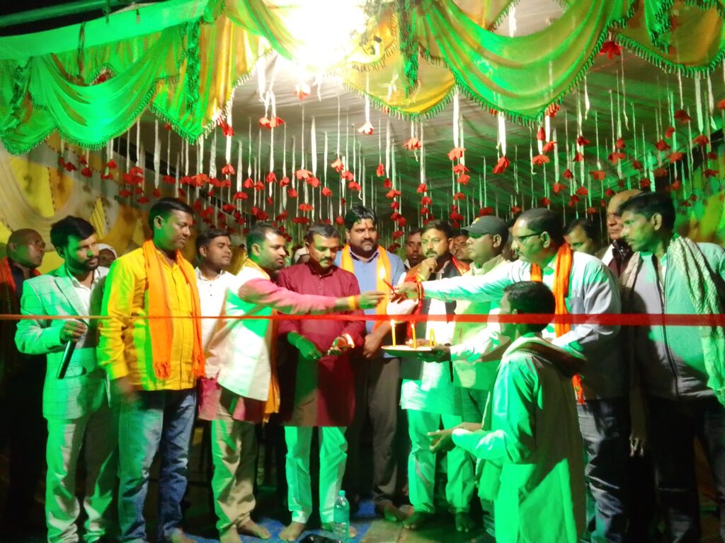 छठ पूजा के अवसर पर नाट्य कला का किया गया उद्घाटन