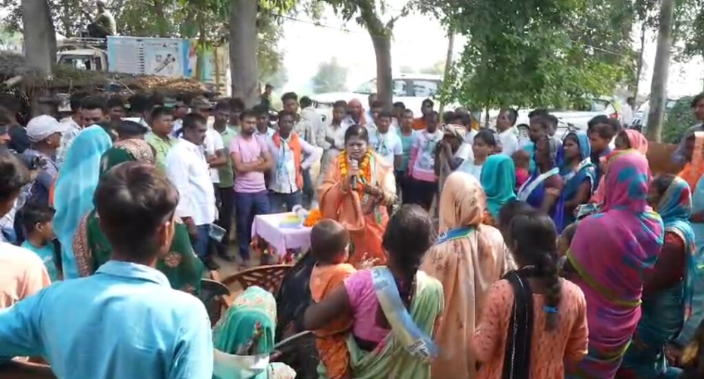 रजनी देवी का दौरा: क्षेत्र के कई गांवों में घर-घर जाकर जनसमर्थन की अपील