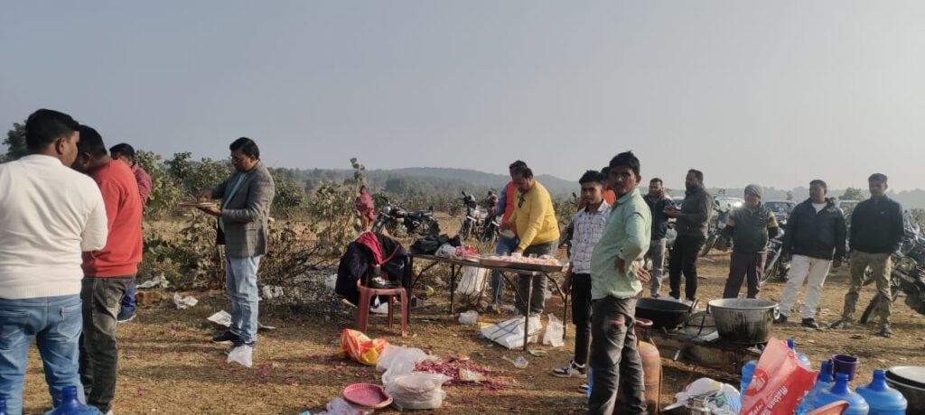 जिरुआ जलाश्य पर वनभोज के लिए पहुंच रहे है लोग,कहा मनोहारी है दृष्य