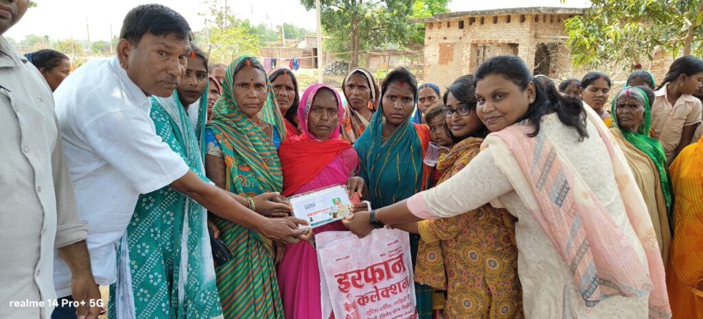 पंचायती राज पदाधिकारीयों ने मेराल पूर्वी के सभी आंगनबाड़ी केंद्रों का किया निरीक्षण, दिया गया सख्त निर्देश