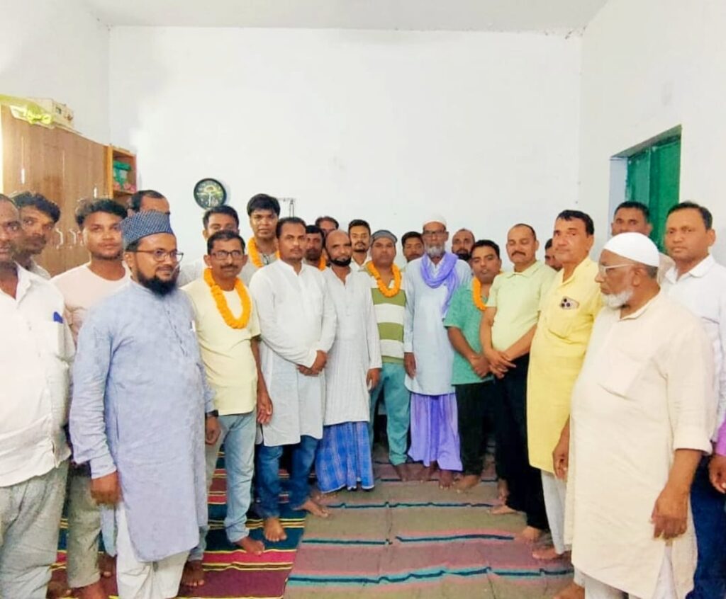 ।। श्री बंशीधर नगर(गढ़वा):- डॉ. कैशर आलम की अध्यक्षता में अल हिदायाह सोसाइटी की दूसरी बार हुई बैठक, मुख्य उद्देश्य समाज में शांति, एकता और समानता को बढ़ावा देना।।