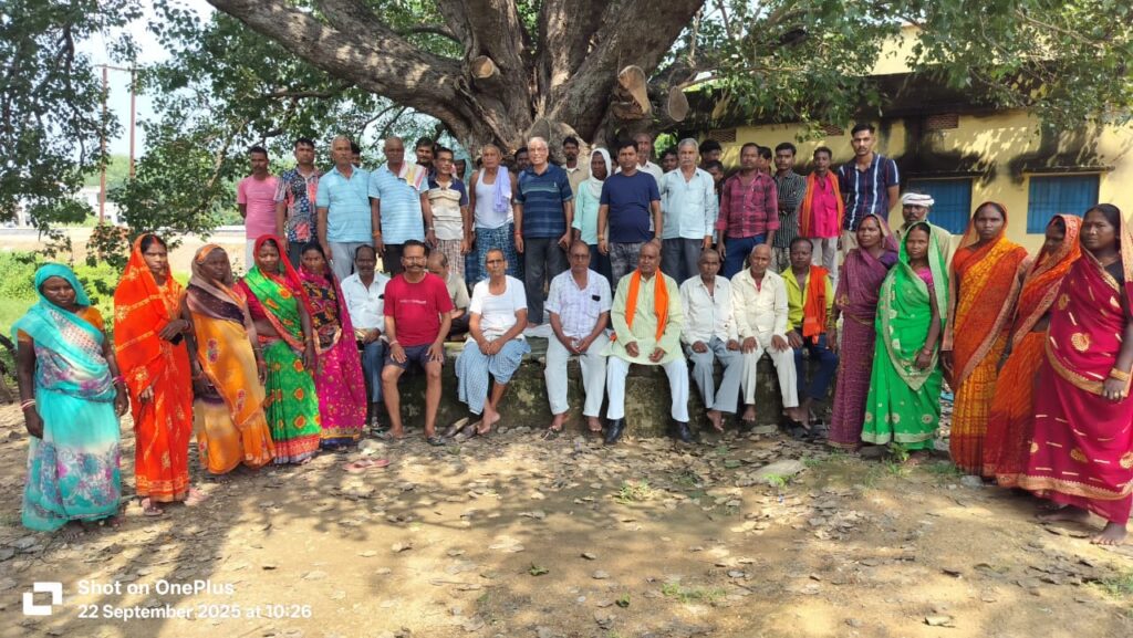 ।। श्री बंशीधर नगर:- पाल्हे कला के आधा दर्जन टोला के ग्रामीणों ने बैठक कर निमियाडीह उरांव बस्ती से पासवान टोला रेलवे लाइन तक पथ निर्माण का सरकार से किया मांग ।।