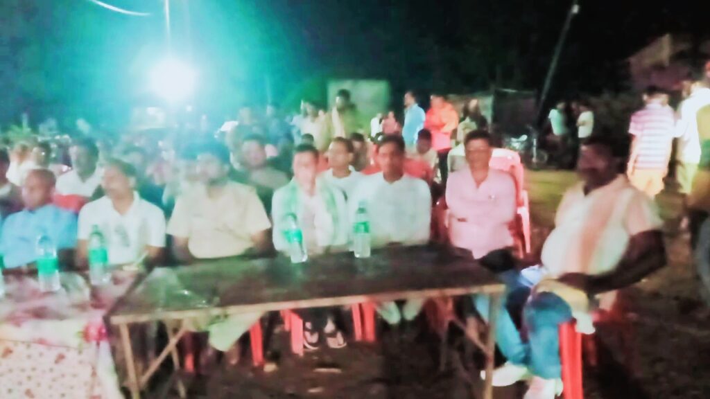 ।। श्री बंशीधर नगर:- रामलीला नाटक में आए बिहार के कलाकार,राम विवाह कार्यक्रम आतिशबाजी के साथ बैंड बाजों के साथ हुआ संपन्न ।।