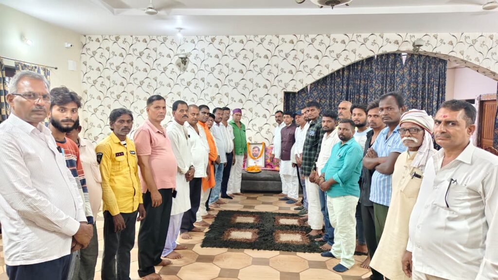 भाजपा कार्यकर्ताओं ने मनाई रामबिलास पासवान की पुण्यतिथि