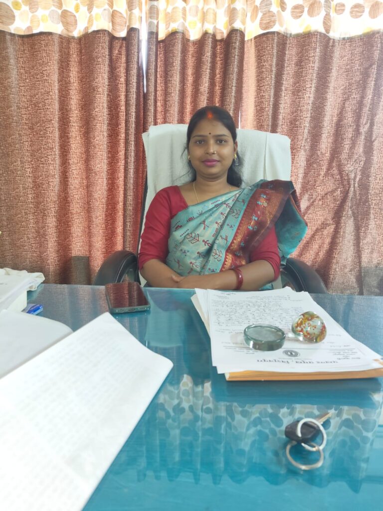 अतिक्रमण के खिलाफ कार्रवाई नहीं होने पर प्रमुख नाराज, तिरंगा लेकर कैंडल मार्च व अंचलाधिकारी के पुतला दहन की चेतावनी